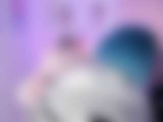 Bella's Live Sex Cam Show