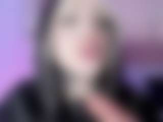 Live cam show with Bella - Fingers on sexylive.show