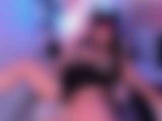 Bella's Live Sex Cam Show