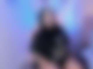 Live cam show with Bella - Cute on madthumbs
