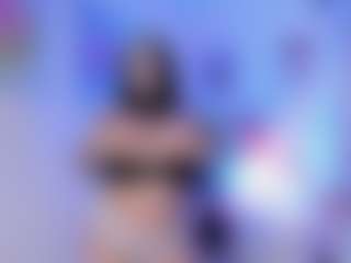 Bella's Live Sex Cam Show