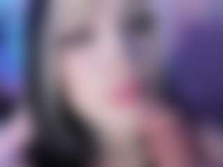 Bella's Live Sex Cam Show