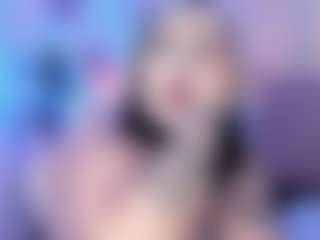 Live cam show with Bella - Striptease on PervPlay.com