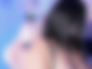 Bella's Live Sex Cam Show