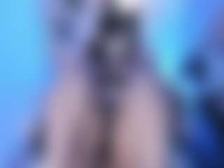 Bella's Live Sex Cam Show
