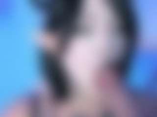 Bella's Live Sex Cam Show