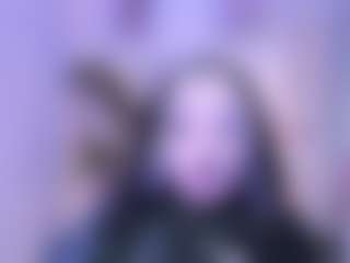 Bella's Live Sex Cam Show
