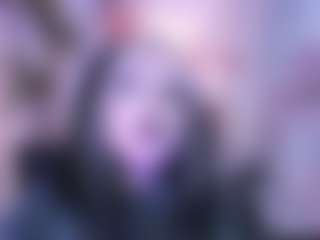 Bella's Live Sex Cam Show