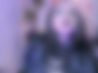 Bella's Live Sex Cam Show