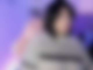 Bella's Live Sex Cam Show