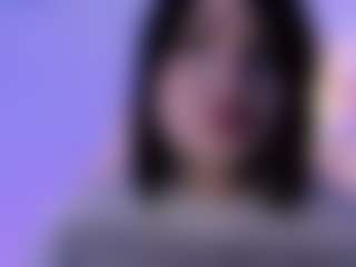Bella's Live Sex Cam Show
