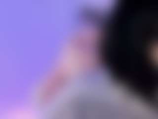 Bella's Live Sex Cam Show