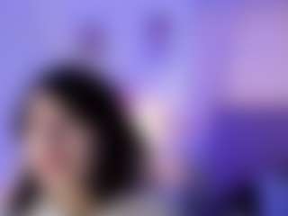 Bella's Live Sex Cam Show