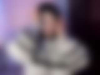 Bella's Live Sex Cam Show