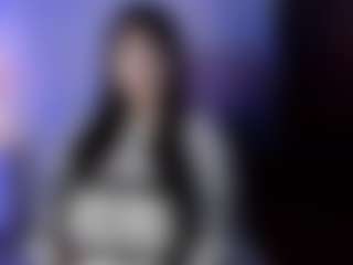 Bella's Live Sex Cam Show