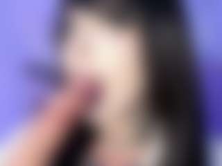 Bella's Live Sex Cam Show