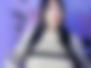 Bella's Live Sex Cam Show
