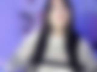 Bella's Live Sex Cam Show