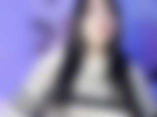 Bella's Live Sex Cam Show