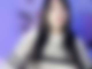 Bella's Live Sex Cam Show
