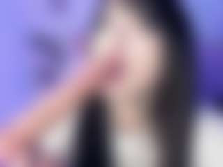 Bella's Live Sex Cam Show