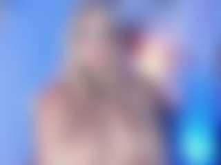 Bella's Live Sex Cam Show