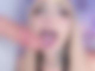 Bella's Live Sex Cam Show