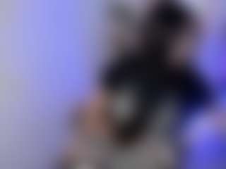 Bella's Live Sex Cam Show