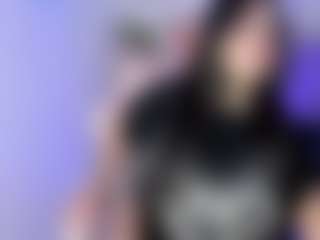 Bella's Live Sex Cam Show