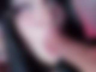 Bella's Live Sex Cam Show
