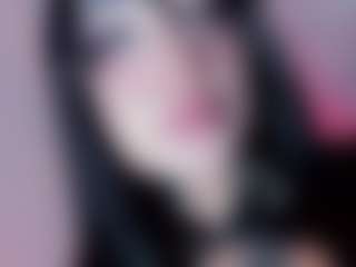 Bella's Live Sex Cam Show