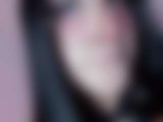 Bella's Live Sex Cam Show