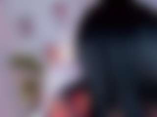 Bella's Live Sex Cam Show