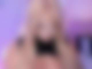 Live cam show with Bella - Big Tits on Camsoda