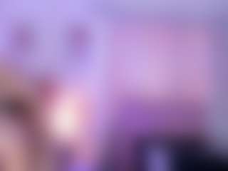 Live cam show with Bella - Smoking on Camsoda