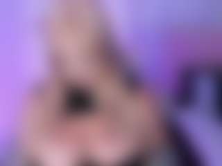Bella's Live Sex Cam Show