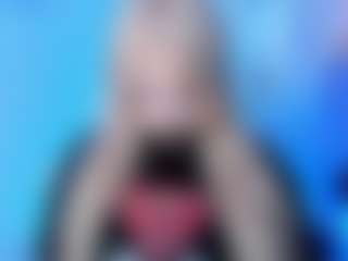 Bella's Live Sex Cam Show