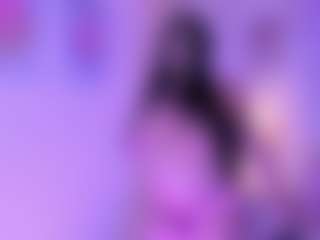 Bella's Live Sex Cam Show