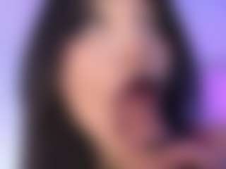 Live cam show with Bella - Japanese on CamClone | colombia