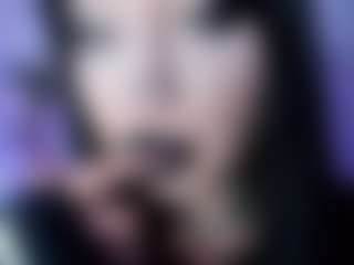 Bella's Live Sex Cam Show