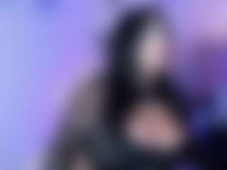 Bella's Live Sex Cam Show