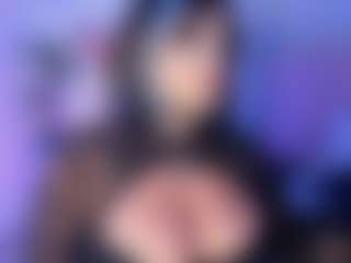 Bella's Live Sex Cam Show