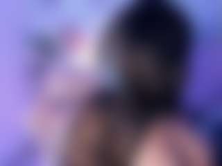 Bella's Live Sex Cam Show
