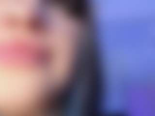 Bella's Live Sex Cam Show