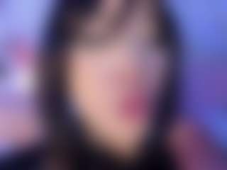 Bella's Live Sex Cam Show