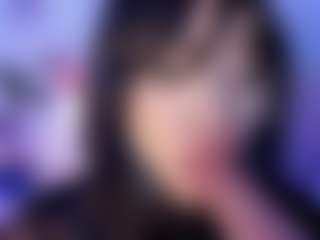 Bella's Live Sex Cam Show