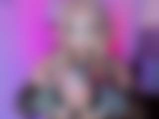 Bella's Live Sex Cam Show