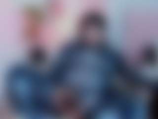 Bella's Live Sex Cam Show
