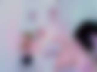 Bella's Live Sex Cam Show
