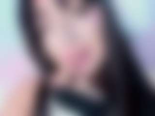 Bella's Live Sex Cam Show